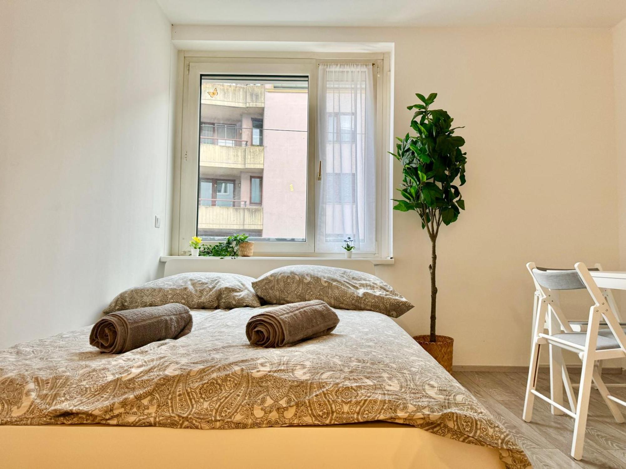 Prime Suites Near Schoenbrunn Castle Vienna Exterior photo